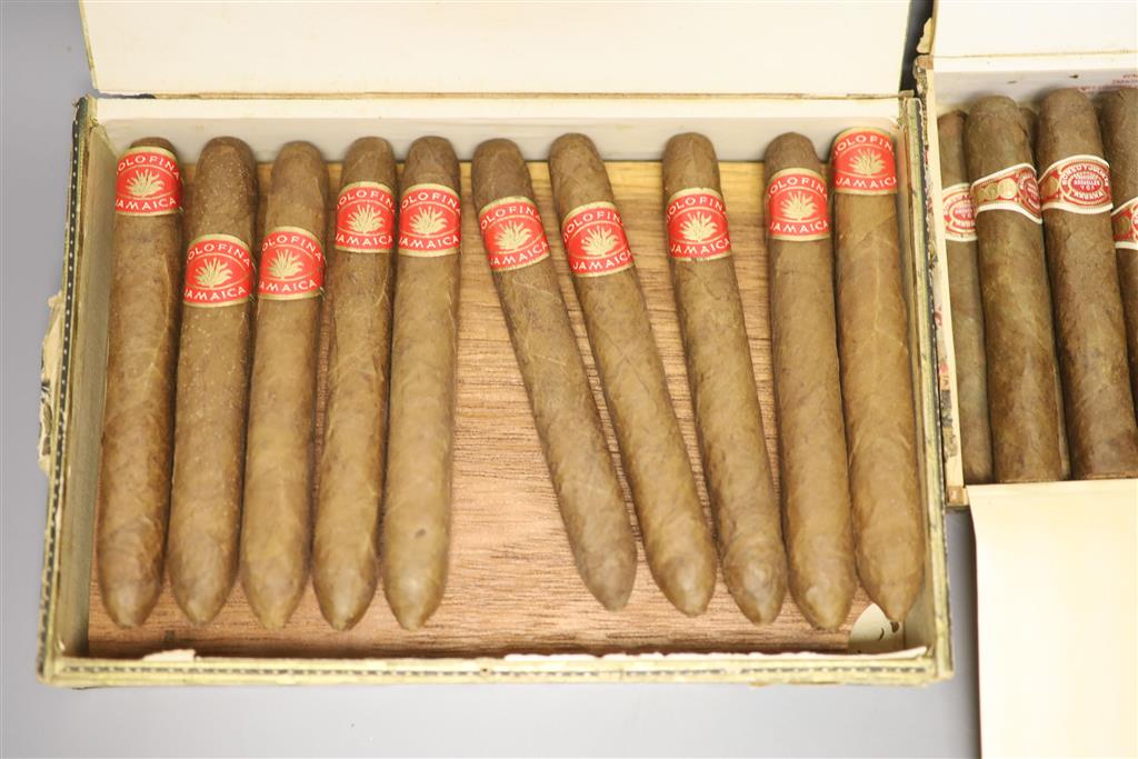 Two incomplete boxes of Cuban cigars